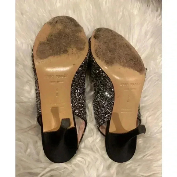 Kate Spade New York
Charm Glitter Slingback Pumps - Picture 5 of 6